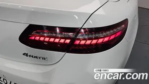 Mercedes-Benz E-Class, 2023 — миниатюра 8