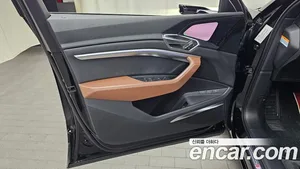 Audi e-tron, 2021 — миниатюра 13