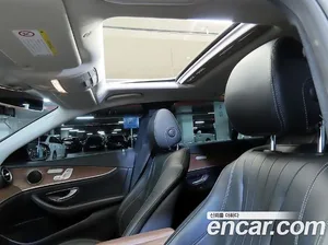 Mercedes-Benz E-Class, 2016 — миниатюра 17