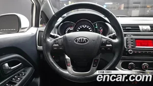 Kia pride, 2015 — миниатюра 19