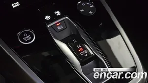Audi Q4 e-tron, 2022 — миниатюра 9