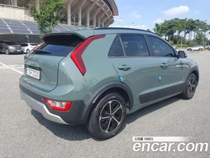 Kia Niro, 2023 — миниатюра 7