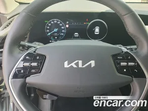 Kia Niro, 2023 — миниатюра 12