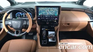 Toyota Alphard, 2025 — миниатюра 10