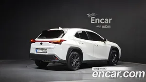 Lexus UX, 2023 — миниатюра 1