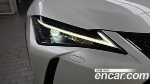 Lexus UX, 2023 — миниатюра 7