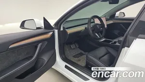 Tesla Model 3, 2022 — миниатюра 10