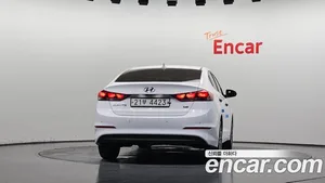 Hyundai Avante, 2017 — миниатюра 4