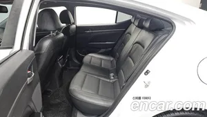 Hyundai Avante, 2017 — миниатюра 11