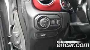 Jeep Gladiator, 2022 — миниатюра 23