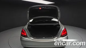 Mercedes-Benz C-Class, 2019 — миниатюра 26