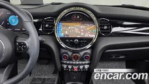 Mini Cooper Convertible, 2024 — миниатюра 14