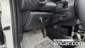 Mini Cooper Convertible, 2024 — миниатюра 17