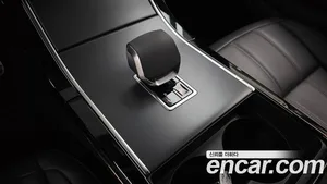 Land Rover Range Rover Evoque, 2024 — миниатюра 11