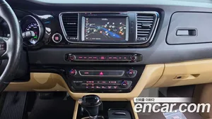 Kia Carnival, 2016 — миниатюра 13