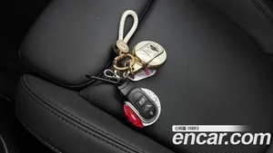 Mini Cooper Convertible, 2024 — миниатюра 19