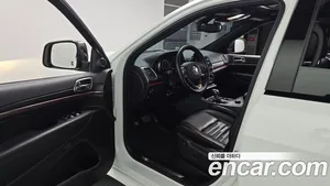 Jeep Cherokee, 2021 — миниатюра 13