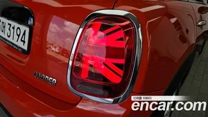 Mini Cooper, 2021 — миниатюра 9