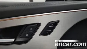 Audi Q8, 2025 — миниатюра 31