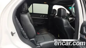 Ford Explorer, 2017 — миниатюра 11
