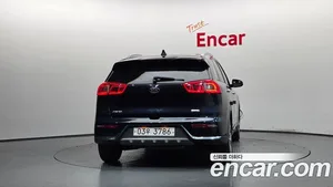 Kia Niro, 2017 — миниатюра 4