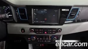 Kia Niro, 2017 — миниатюра 19