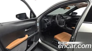 Lexus UX, 2019 — миниатюра 10