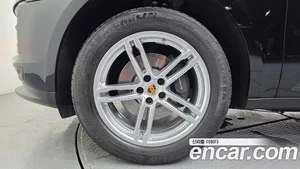 Porsche Macan, 2019 — миниатюра 4