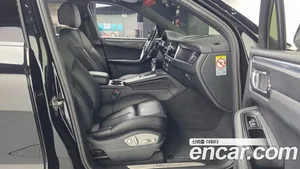 Porsche Macan, 2019 — миниатюра 16