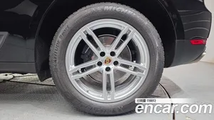 Porsche Macan, 2019 — миниатюра 6