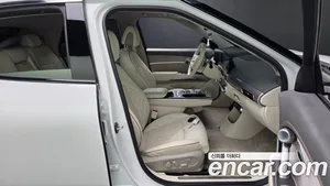 Genesis GV60, 2024 — миниатюра 16