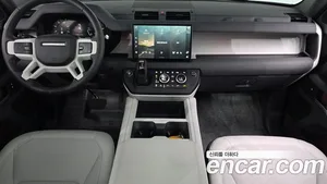 Land Rover Defender, 2025 — миниатюра 9