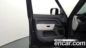 Land Rover Defender, 2025 — миниатюра 13