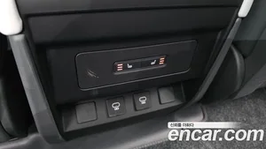 Land Rover Defender, 2025 — миниатюра 30