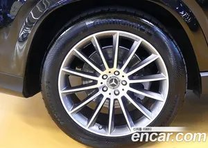 Mercedes-Benz GLE-Class, 2023 — миниатюра 5