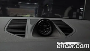 Porsche Macan, 2023 — миниатюра 27