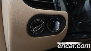 Porsche Macan, 2023 — миниатюра 28