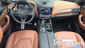 Maserati Levante, 2022 — миниатюра 10