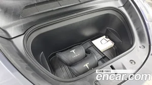 Tesla Model Y, 2022 — миниатюра 6