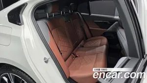 BMW 5-Series, 2025 — миниатюра 17