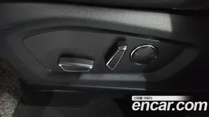 Ford Explorer, 2020 — миниатюра 30