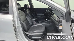Kia Niro, 2016 — миниатюра 11