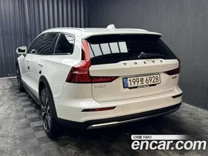 Volvo V60, 2022 — миниатюра 4