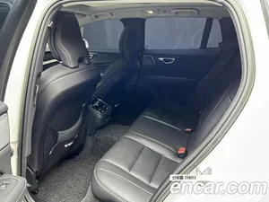 Volvo V60, 2022 — миниатюра 8