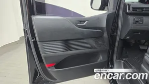 Hyundai Staria, 2023 — миниатюра 14