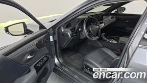 Lexus ES, 2024 — миниатюра 13