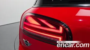 Mini Clubman, 2023 — миниатюра 9