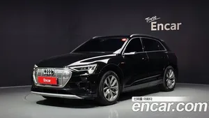 Audi e-tron, 2022 — миниатюра 1