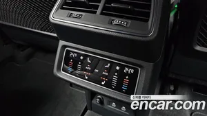 Audi e-tron, 2022 — миниатюра 25