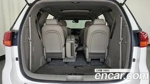 Kia Carnival, 2018 — миниатюра 20